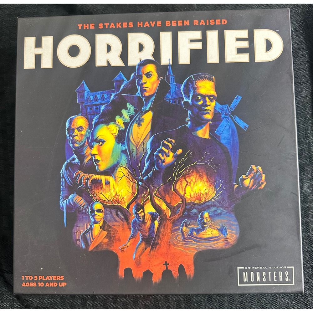 Horrified Universal Studios Monsters Board Game Ravensburger 2019 NEW Complete